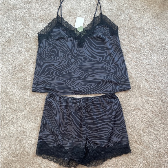 H&M Other - H&M  NWT Black and Gray Zebra Print Pajama Set